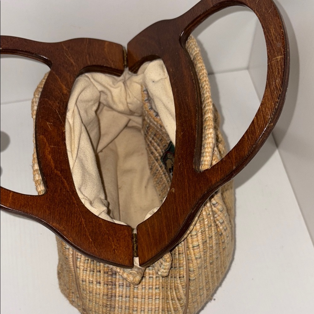 Banner House Asheville NC vintage handbag Wooden Handle woven beige quality - Picture 6 of 9
